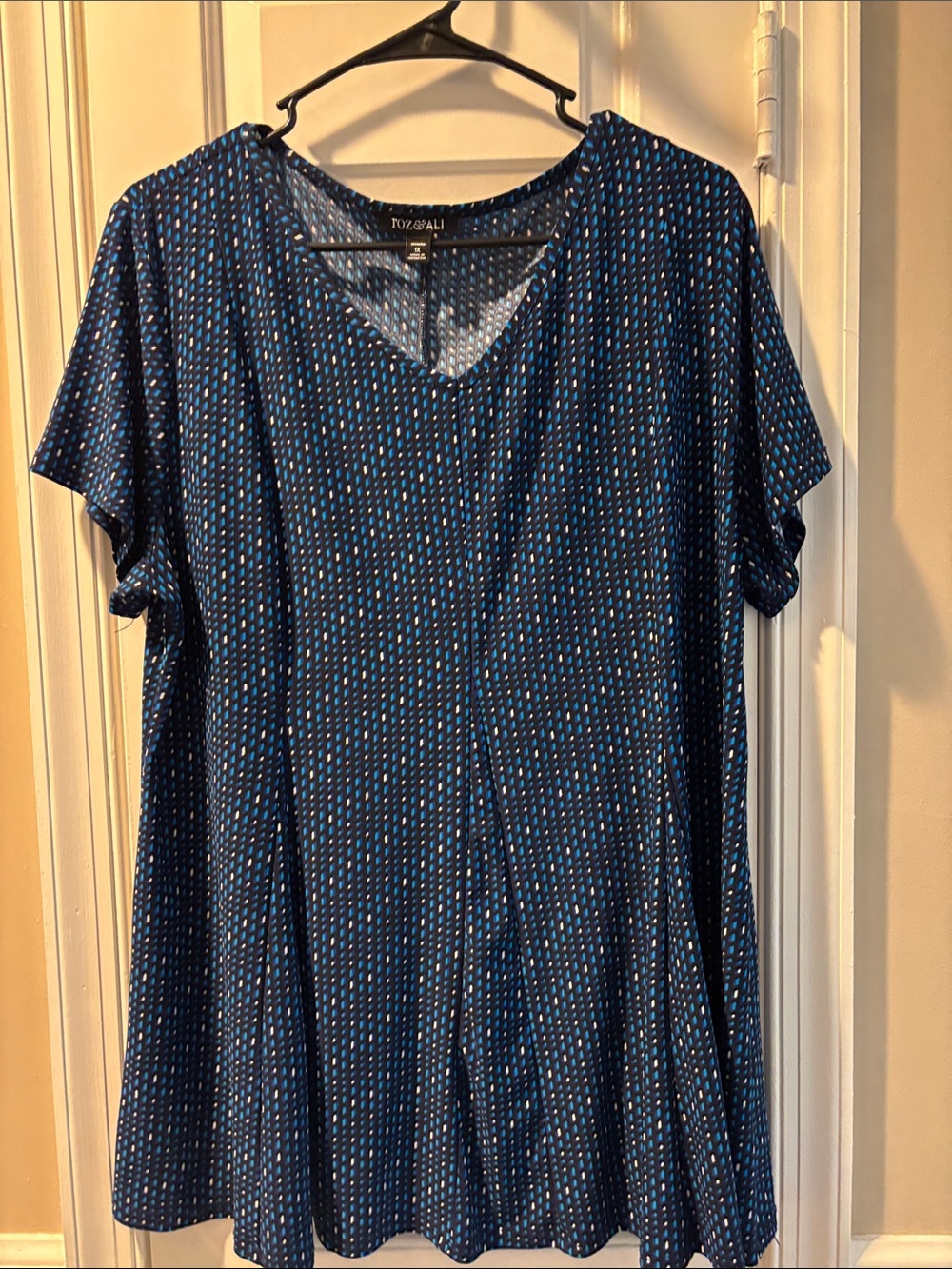 Roz & Ali Navy Blue Short-Sleeve V-Neck Tunic with Micro Dot Print